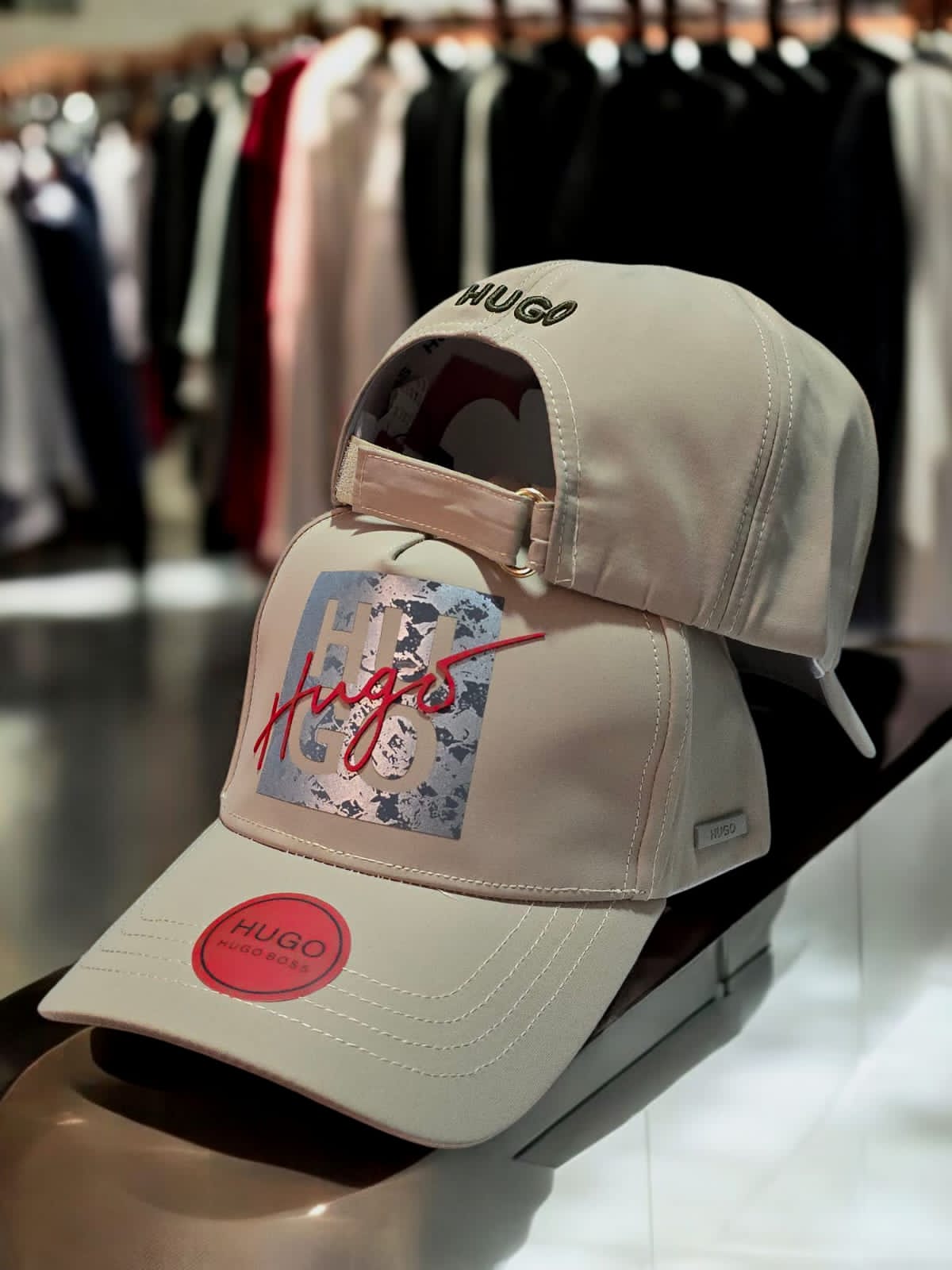 Gorra Especial Hugo Beige