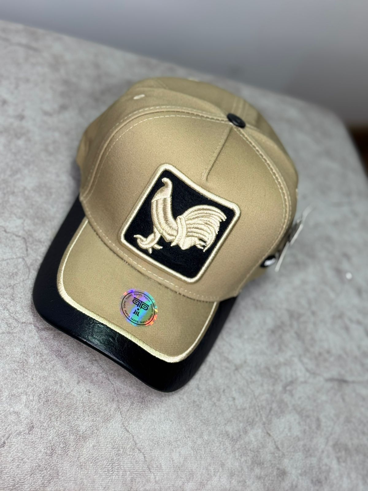 Gorra Especial Toppi Gallo Mix Beige/Negro