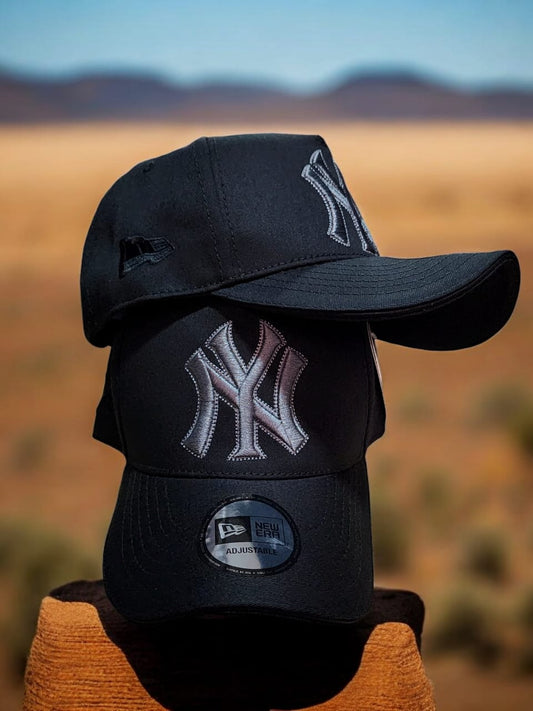 Gorra Premium NY Gris Negra