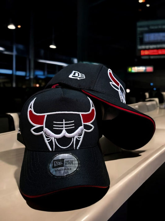 Gorra  Premium  Bulls Chicago Negra