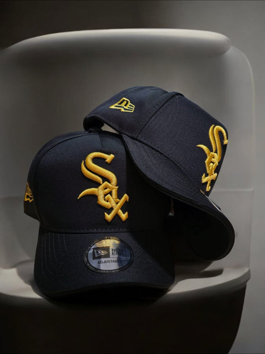 Gorra  1.1  Sox Negra Dorada