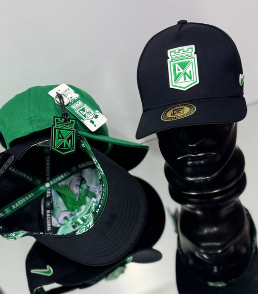 Gorra Especial 2 Atletico Nacional Negra