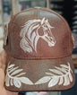 Gorra Especial 2 Trocha Pura Marron/ Caballo Blanco Hojas